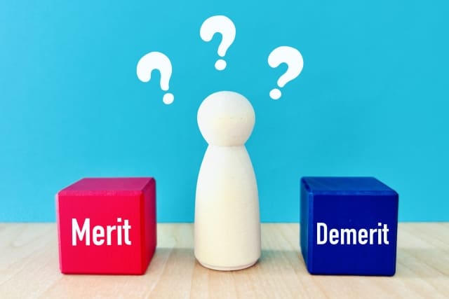 メリット・デメリットのイメージ画像